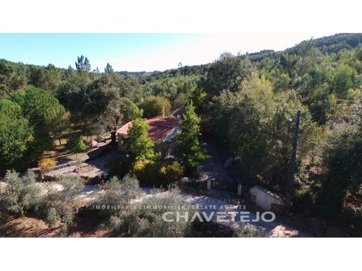 Image No.30-2 Bed Farmhouse for sale