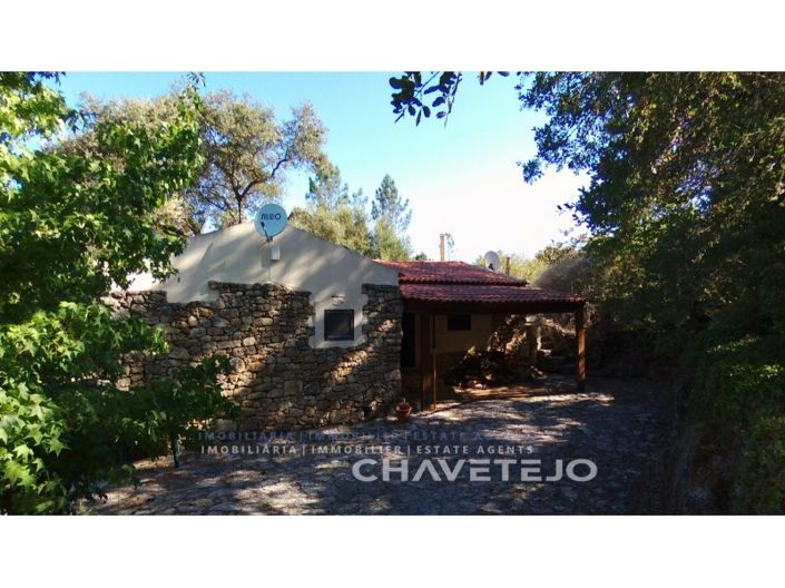 Image No.32-2 Bed Farmhouse for sale