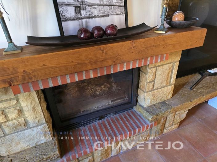 Image No.14-2 Bed House for sale