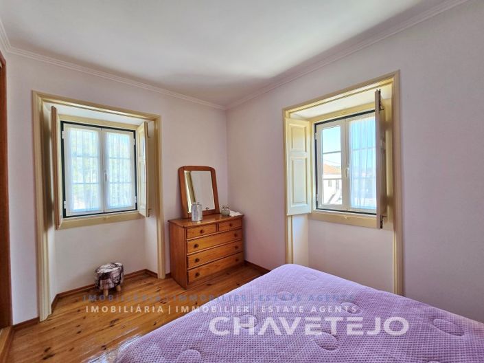 Image No.24-2 Bed House for sale