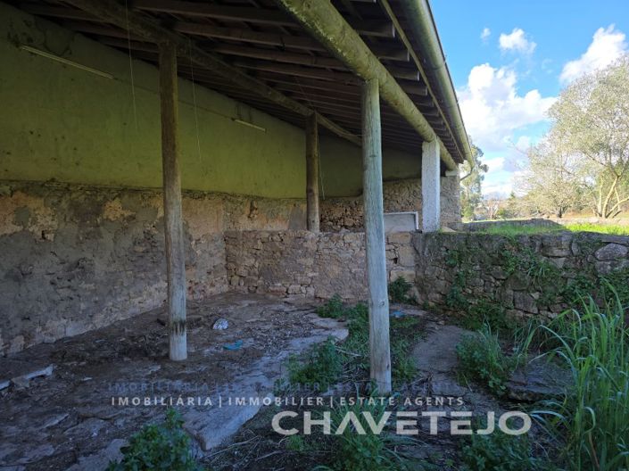 Image No.17-4 Bed House for sale