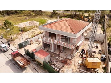 1 - Ansião, House