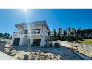 1 - Ansião, House