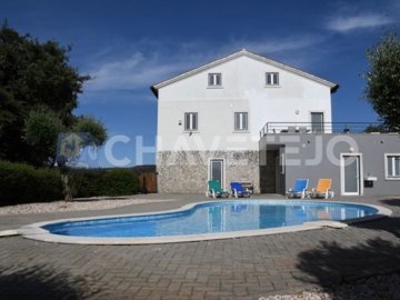 1 - Alvaiázere, House