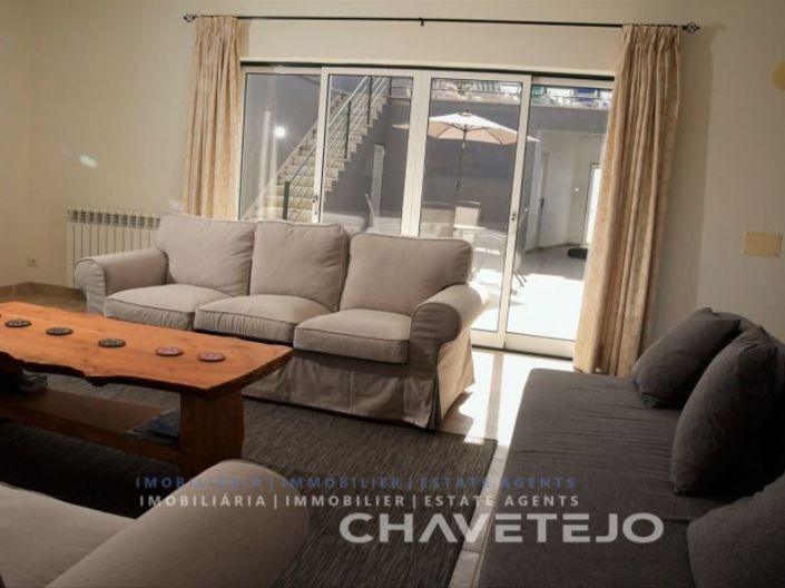 Image No.14-6 Bed House for sale