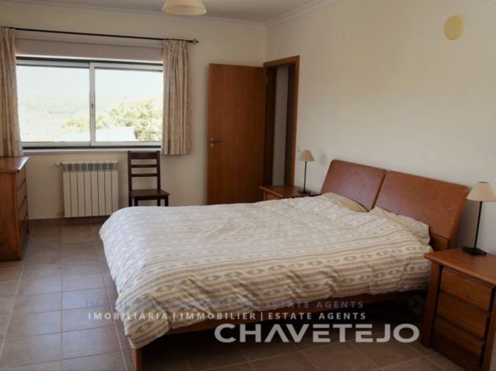 Image No.19-6 Bed House for sale