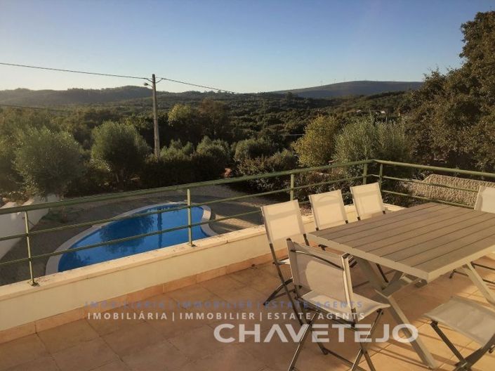 Image No.4-6 Bed House for sale