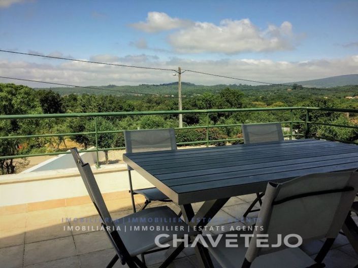 Image No.5-6 Bed House for sale