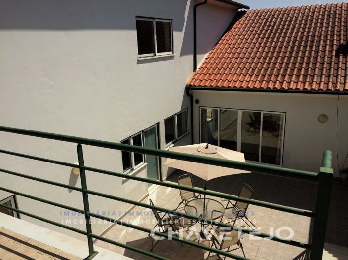 Image No.7-6 Bed House for sale