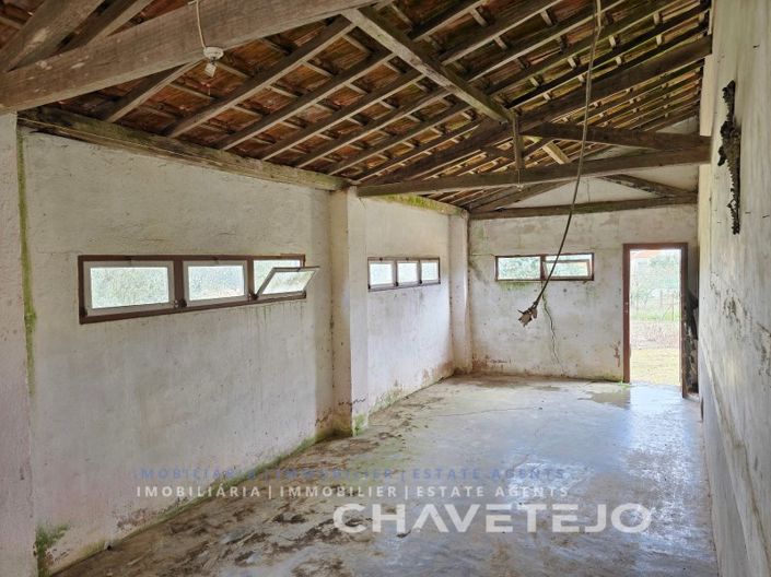 Image No.27-2 Bed House for sale