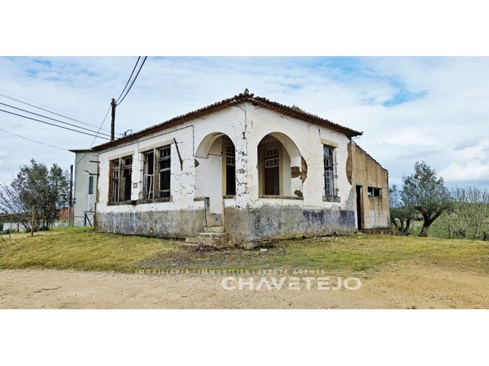 Image No.7-2 Bed House for sale