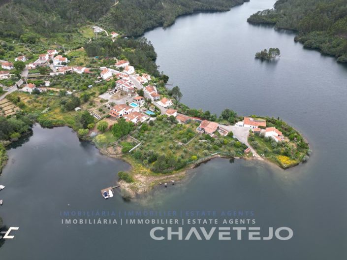 Image No.40-4 Bed House for sale