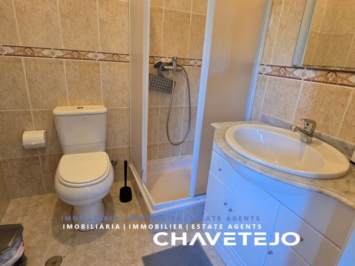 Image No.22-4 Bed House for sale