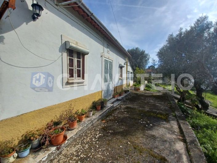 Image No.1-2 Bed House for sale
