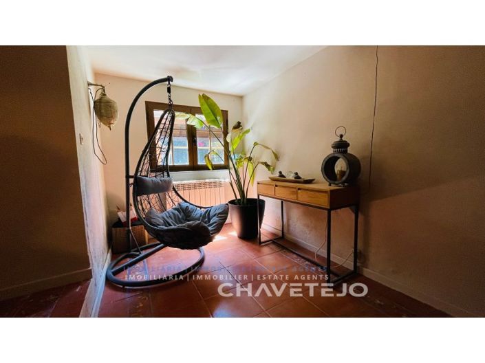 Image No.11-6 Bed Farmhouse for sale