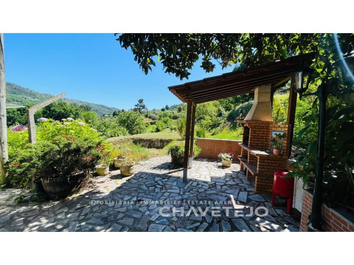 Image No.48-6 Bed Farmhouse for sale