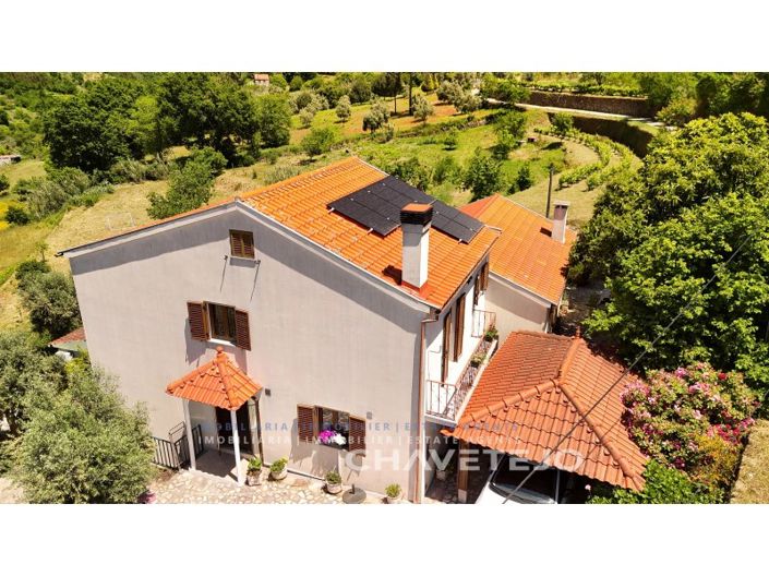 Image No.58-6 Bed Farmhouse for sale