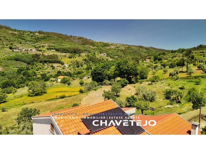 Image No.61-6 Bed Farmhouse for sale