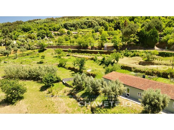 Image No.71-6 Bed Farmhouse for sale