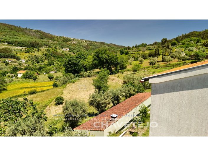 Image No.74-6 Bed Farmhouse for sale