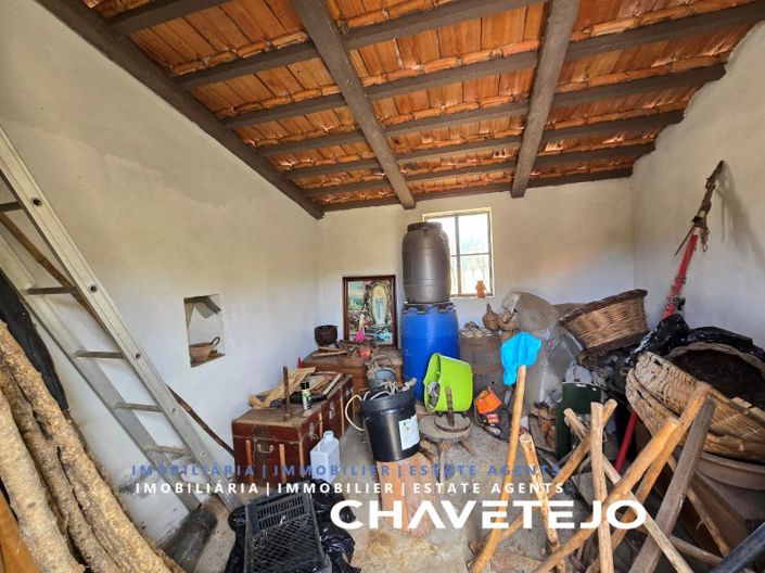 Image No.11-2 Bed House for sale