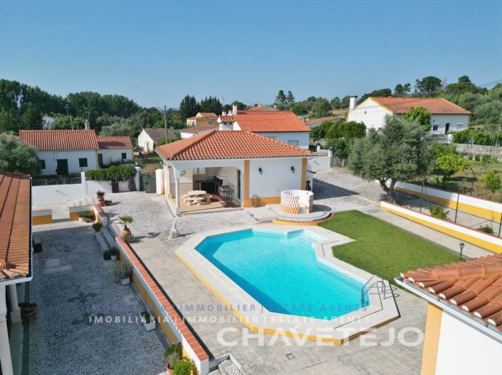 Image No.117-3 Bed House for sale