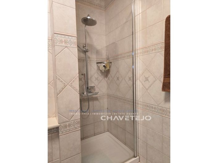 Image No.41-3 Bed House for sale