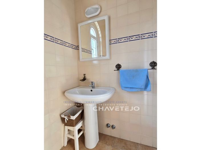 Image No.45-3 Bed House for sale