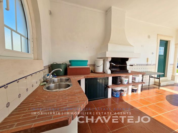 Image No.47-3 Bed House for sale