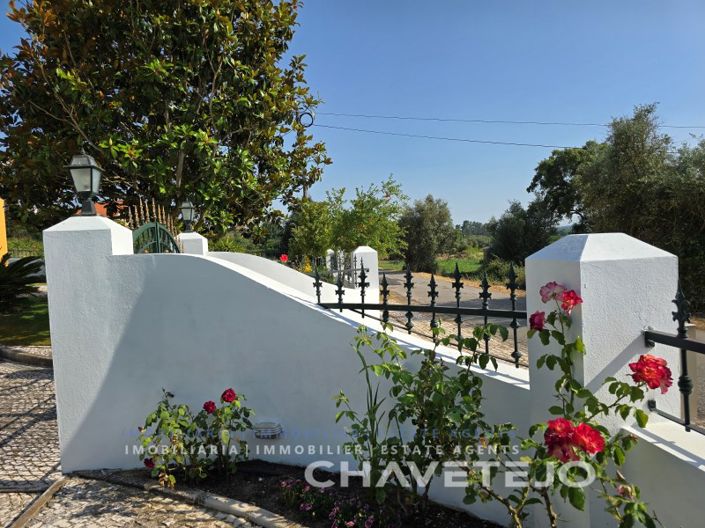 Image No.81-3 Bed House for sale