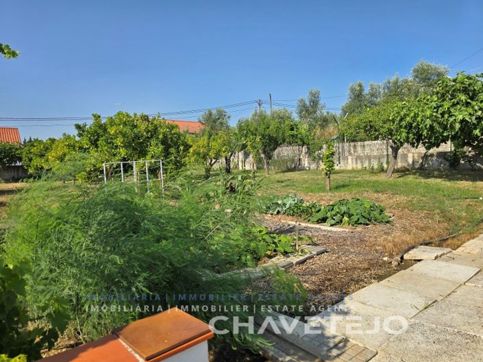 Image No.94-3 Bed House for sale