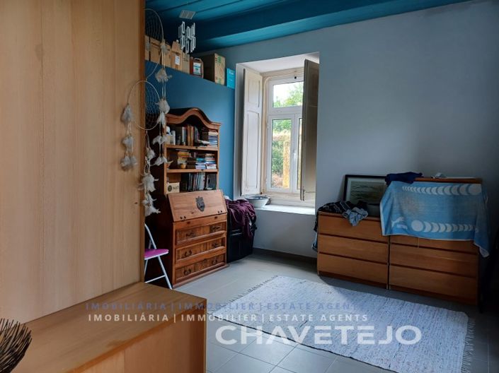 Image No.23-10 Bed Farmhouse for sale