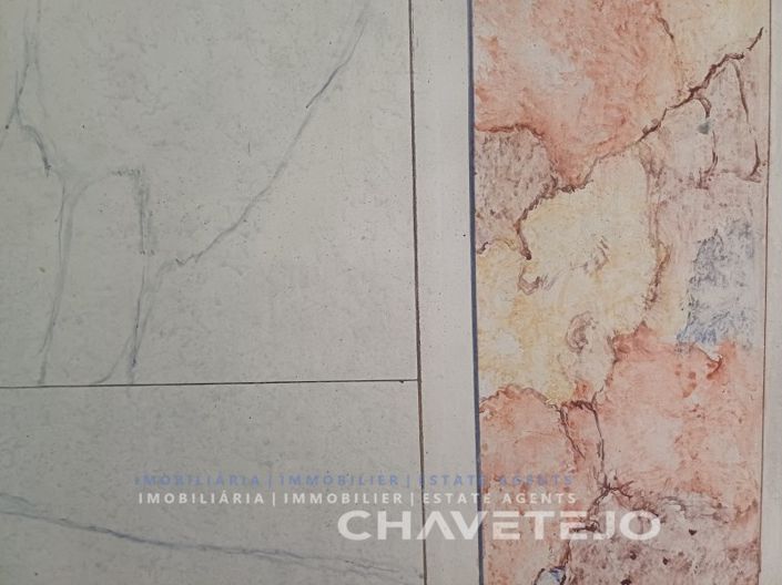 Image No.91-10 Bed Farmhouse for sale