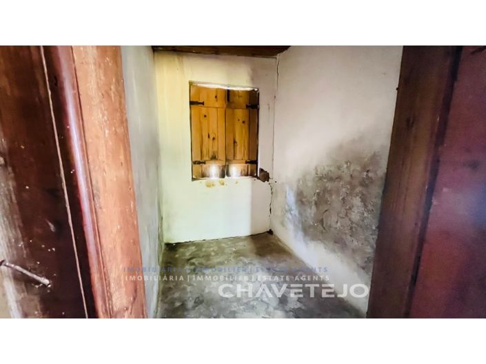 Image No.24-2 Bed House for sale