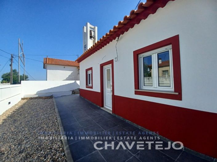 Image No.2-2 Bed House for sale