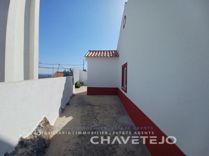 Image No.10-2 Bed House for sale