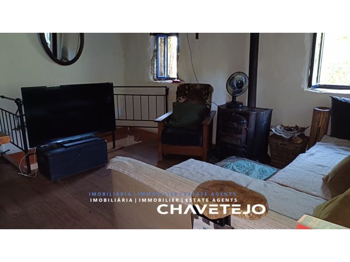 Image No.3-Ferme de 5 chambres à vendre à Figueiró dos Vinhos