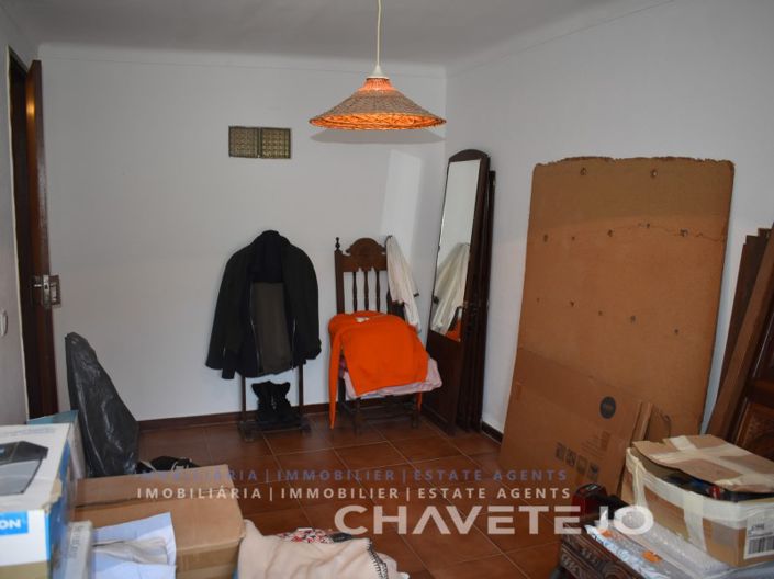 Image No.15-4 Bed House for sale