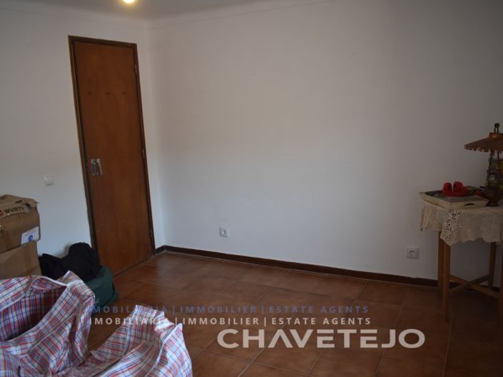 Image No.17-4 Bed House for sale