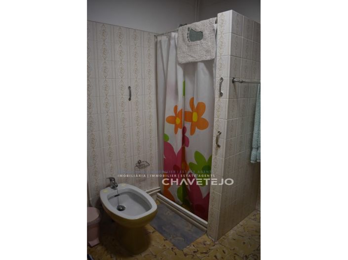 Image No.20-4 Bed House for sale