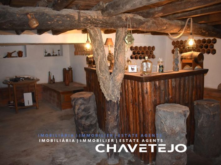 Image No.22-4 Bed House for sale