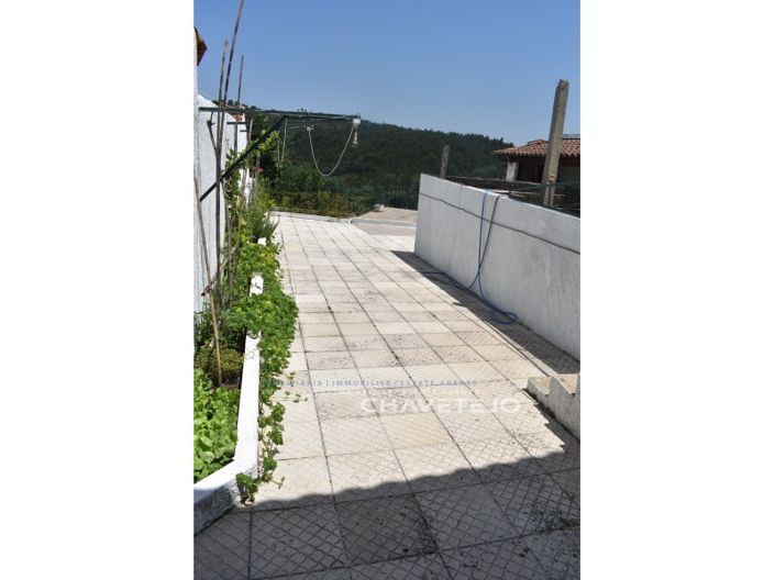 Image No.31-4 Bed House for sale