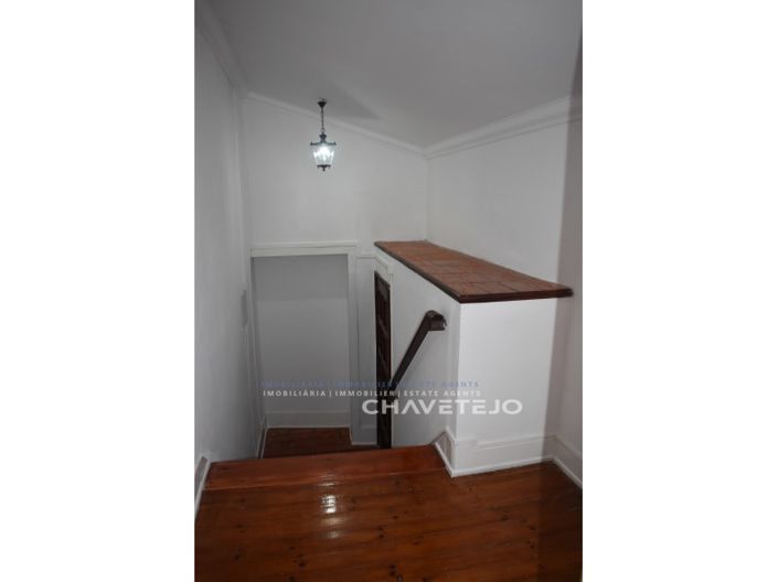 Image No.38-4 Bed House for sale