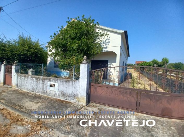 Image No.3-3 Bed House for sale