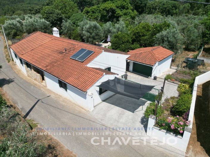 Image No.1-3 Bed House for sale