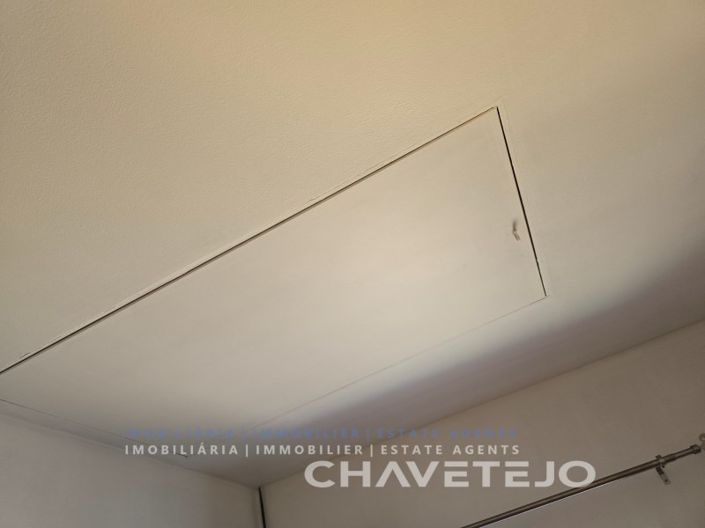 Image No.26-3 Bed House for sale