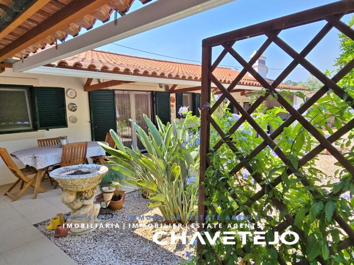 Image No.2-3 Bed House for sale