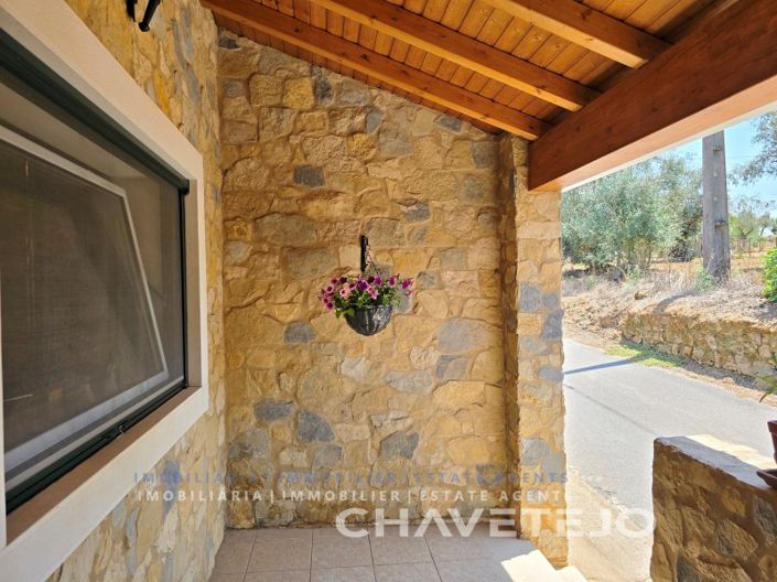 Image No.6-3 Bed House for sale