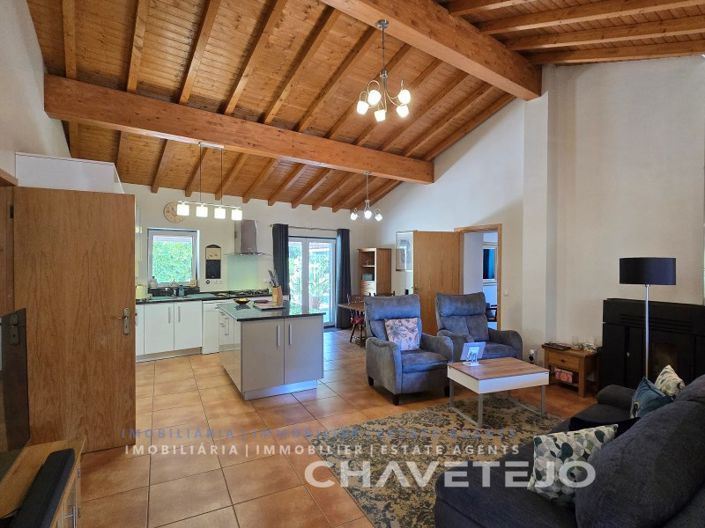 Image No.9-3 Bed House for sale