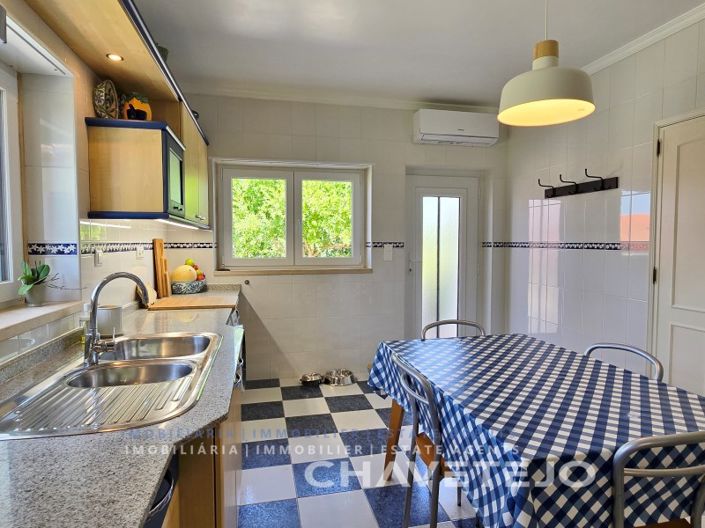 Image No.14-5 Bed House for sale